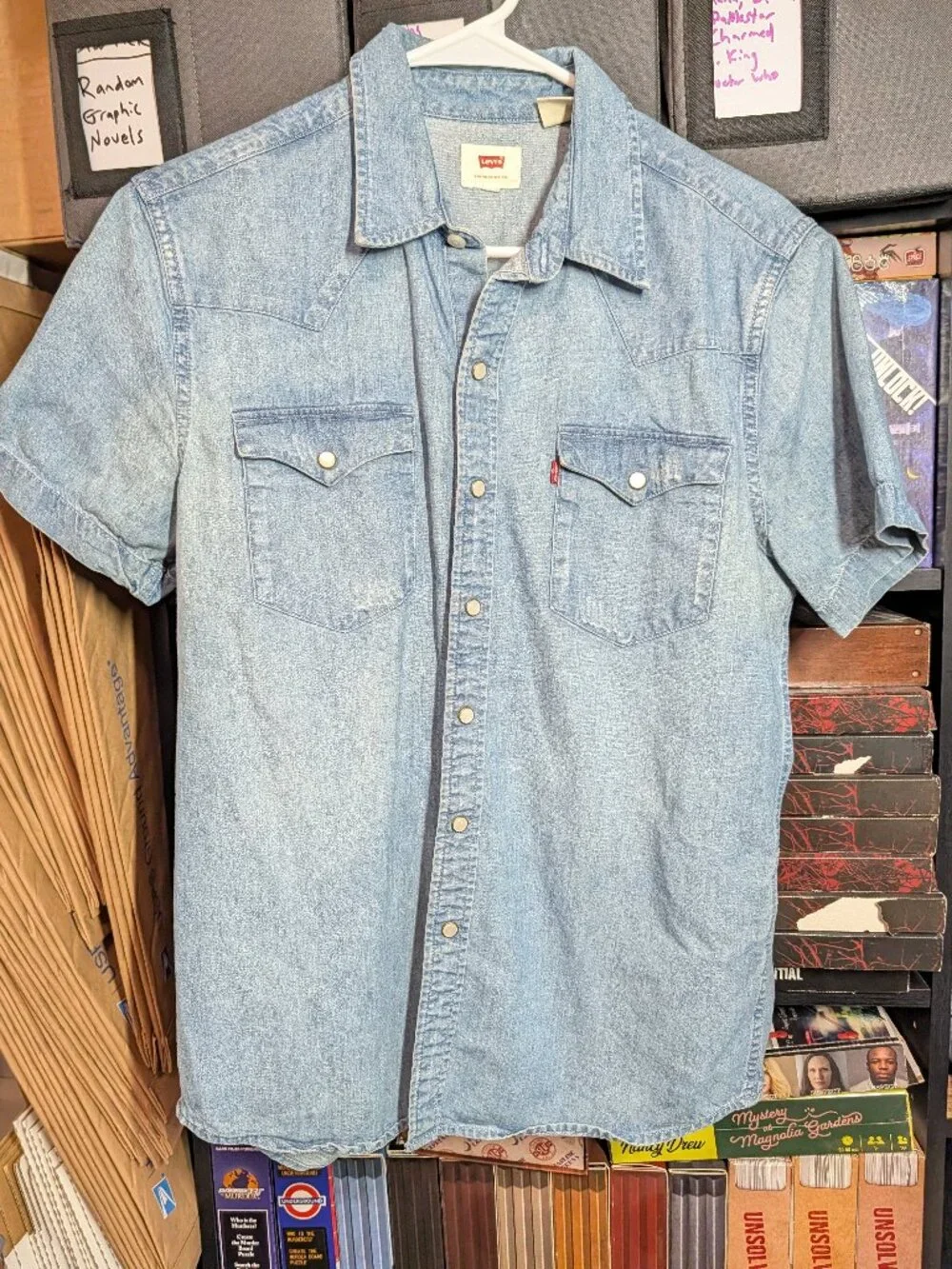 Levi’s Light Wash Short Sleeve Denim Western Shirt Size Small